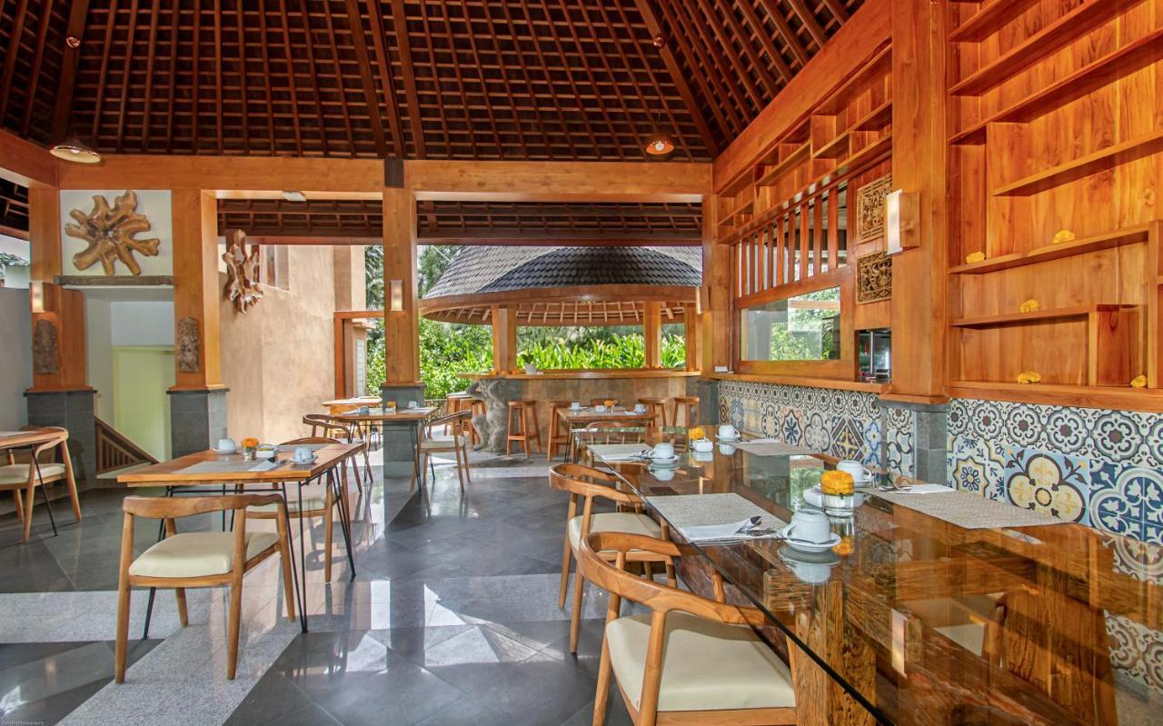 Weda Cita Resort And Spa By Mahaputra Ubud Kültér fotó The restaurant at the hotel